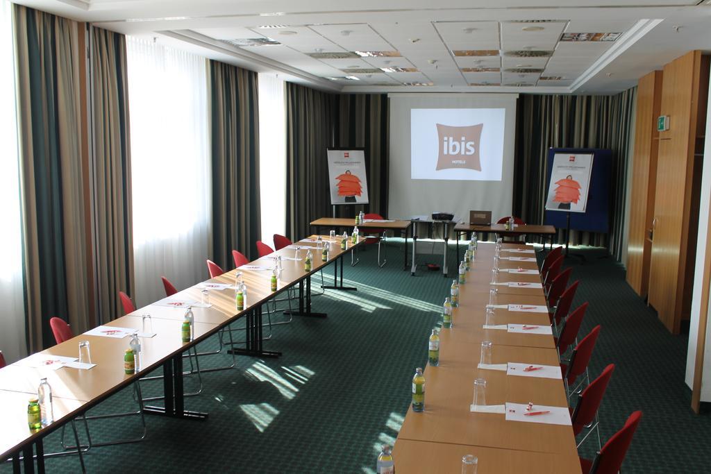 Ibis Linz City Esterno foto